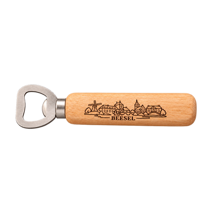 Houten flesopener ‘Beesel’ – met dorpsgezicht – vrijstaand