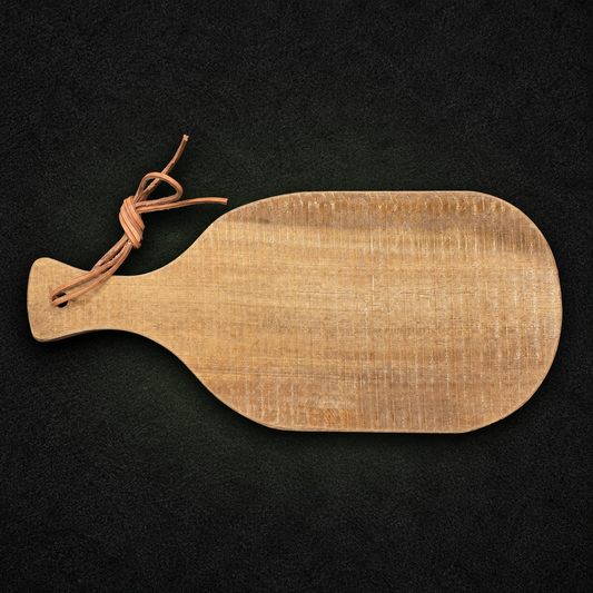Azobehouten serveerplank van circa 20 × 25 cm – Buitenkansje
